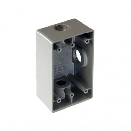 Caja Condulet FS de 3/4" ( 19.05 mm) con tres bocas a prueba de intemperie.