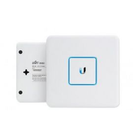 Router UniFi USG UBIQUITIColor blanco